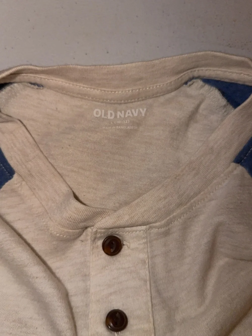 Old Navy Cream Tee with Blue Sleeve Accent